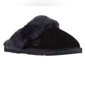 Lamo Black Suede Slipper Shoes
